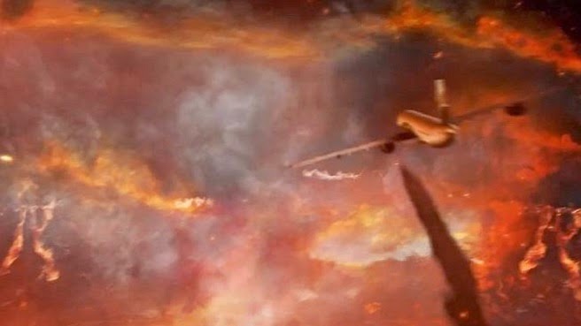 Cinema-Maniac: Airplane vs. Volcano (2014) Review